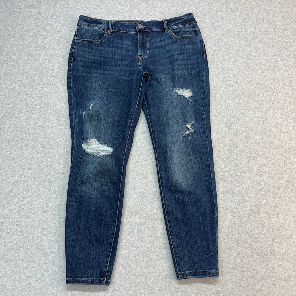 Maurices Mid-Rise Jeans WMNS L Short Blue Med Wash Distressed Skinny Denim Work
